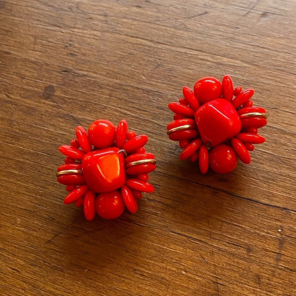 Vintage Retro Bold Red Beaded Clip-On Earrings